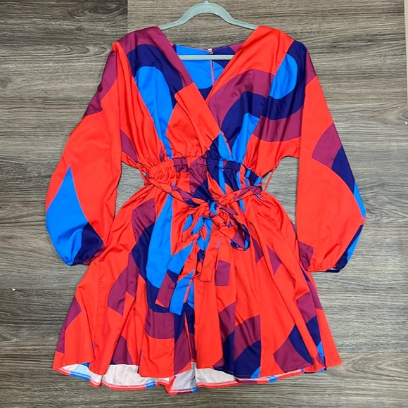 Red colorful dress with tie/ medium - Picture 1 of 7